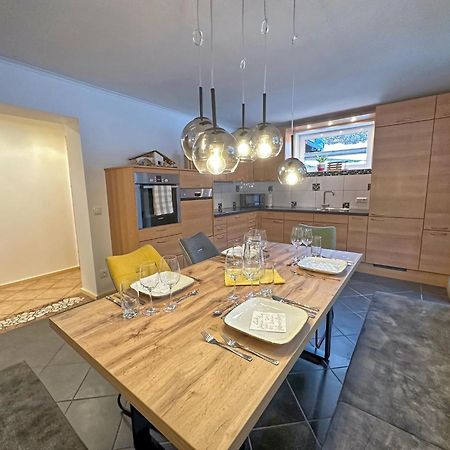 Fantastic Apartment With Terrace ウンタータウエルン エクステリア 写真
