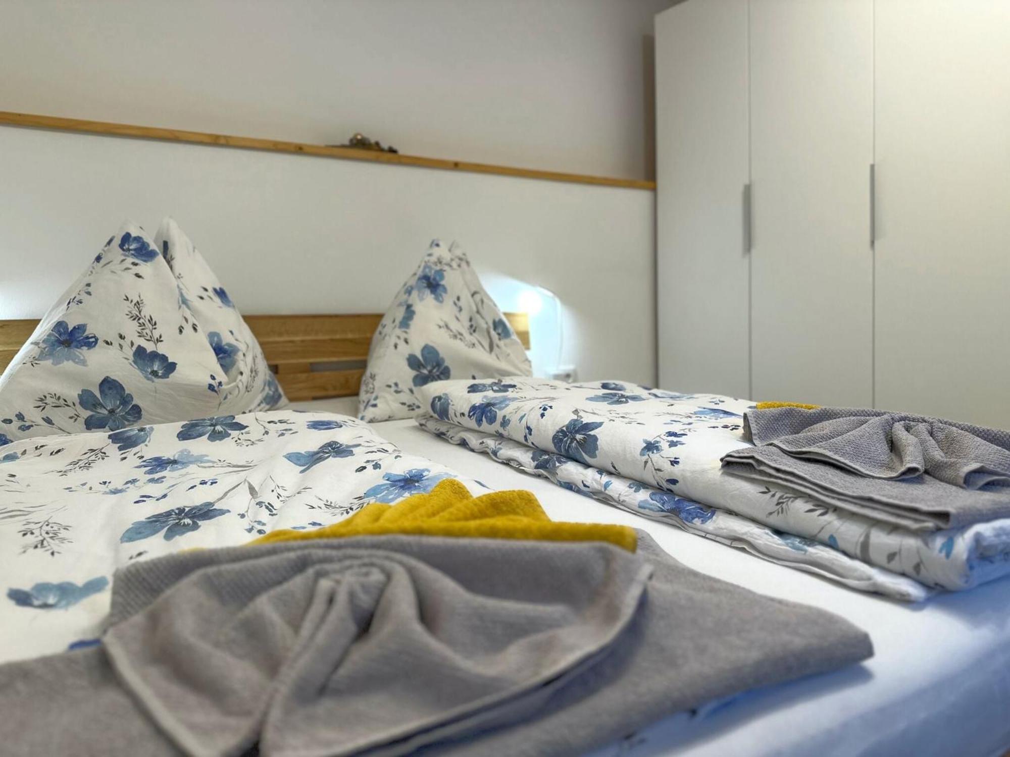 Fantastic Apartment With Terrace ウンタータウエルン エクステリア 写真