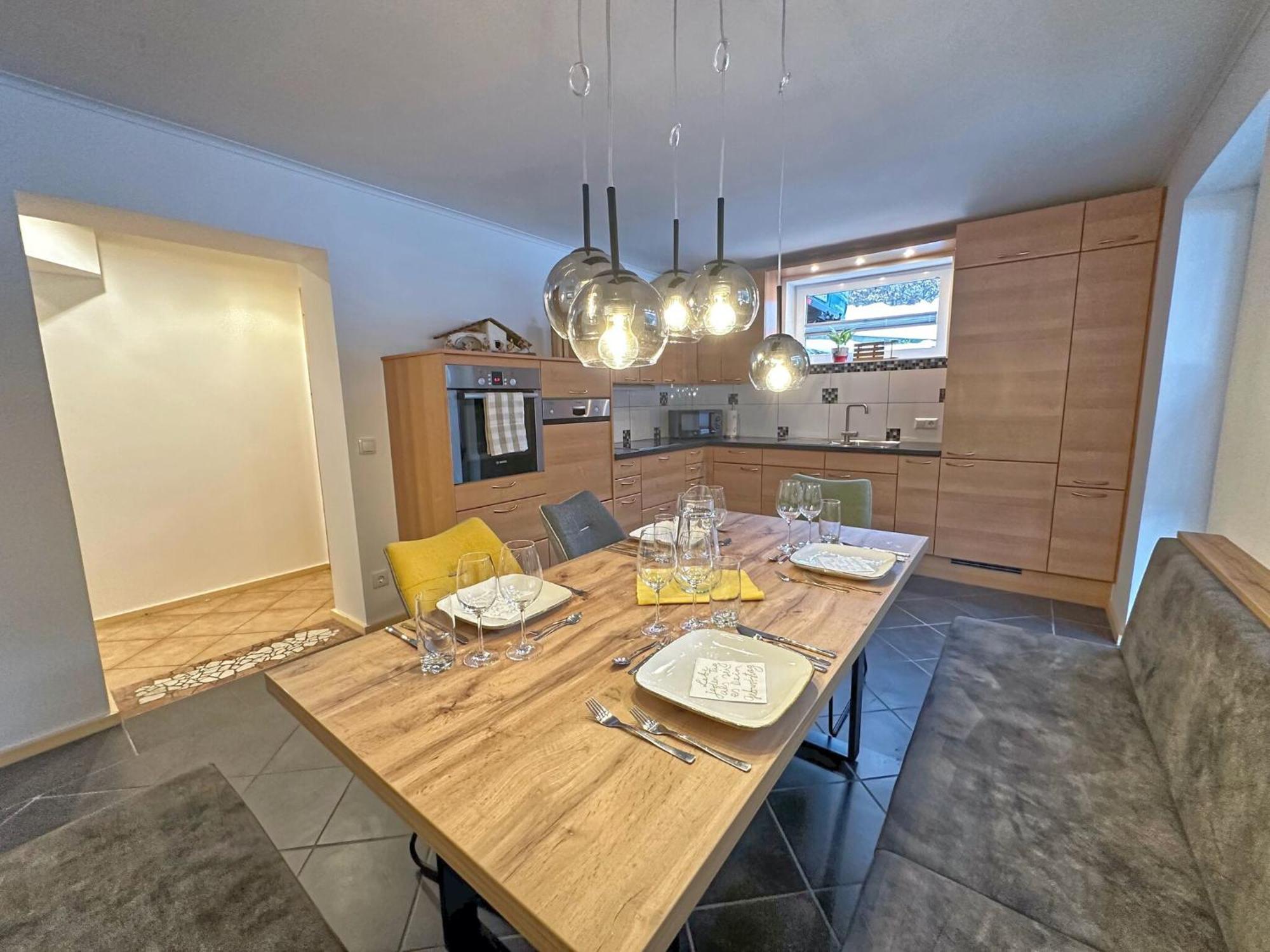 Fantastic Apartment With Terrace ウンタータウエルン エクステリア 写真