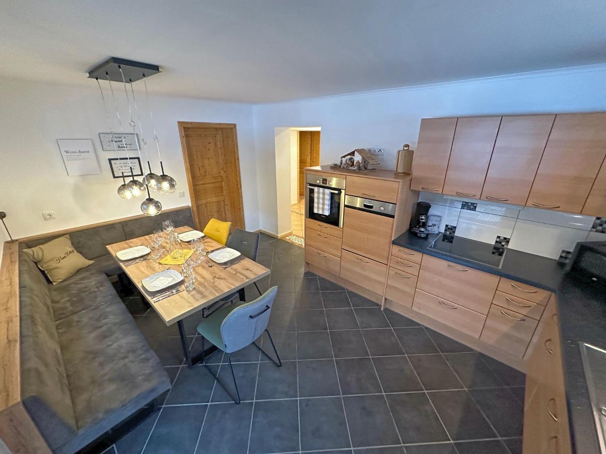 Fantastic Apartment With Terrace ウンタータウエルン エクステリア 写真