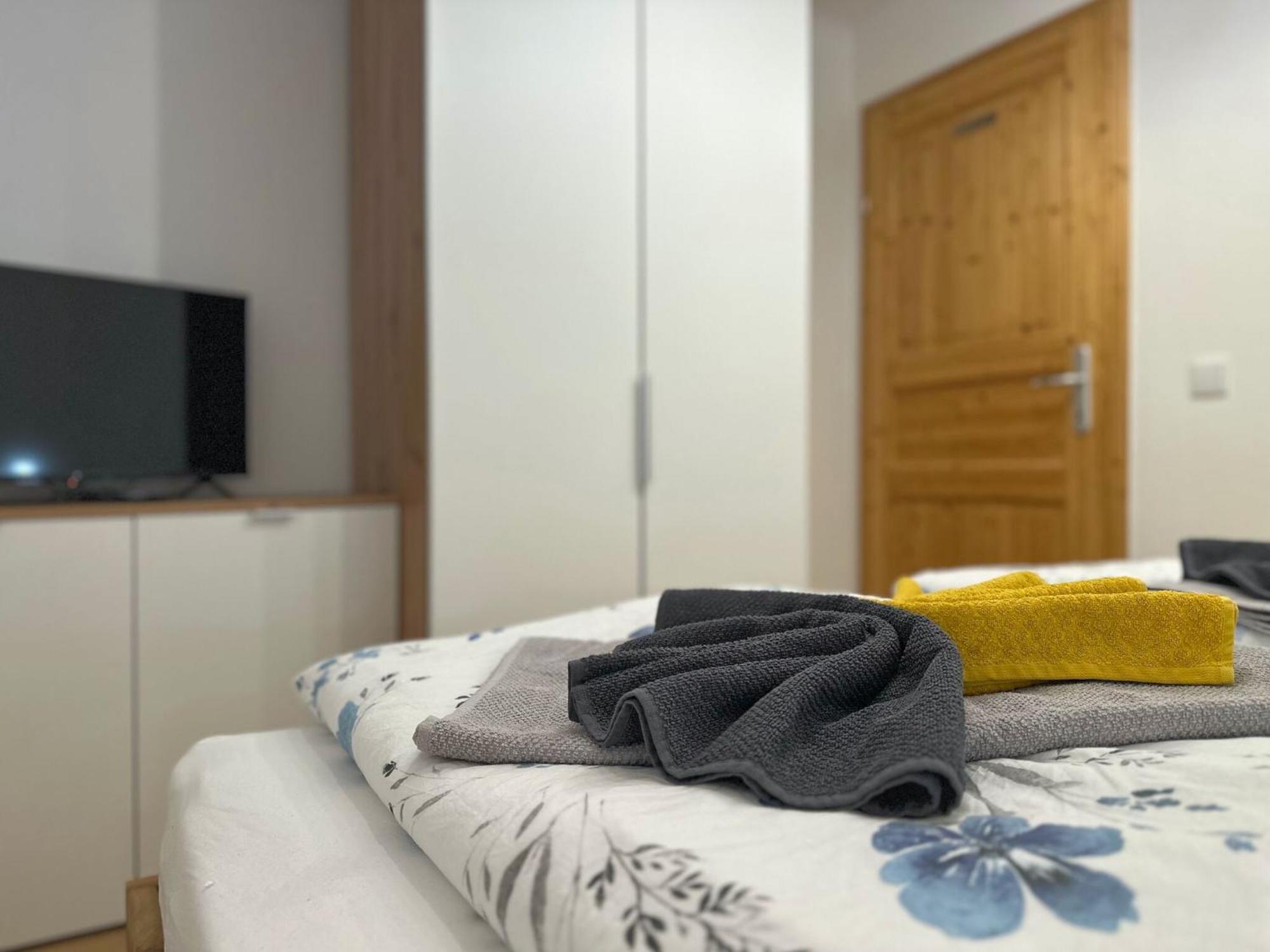 Fantastic Apartment With Terrace ウンタータウエルン エクステリア 写真